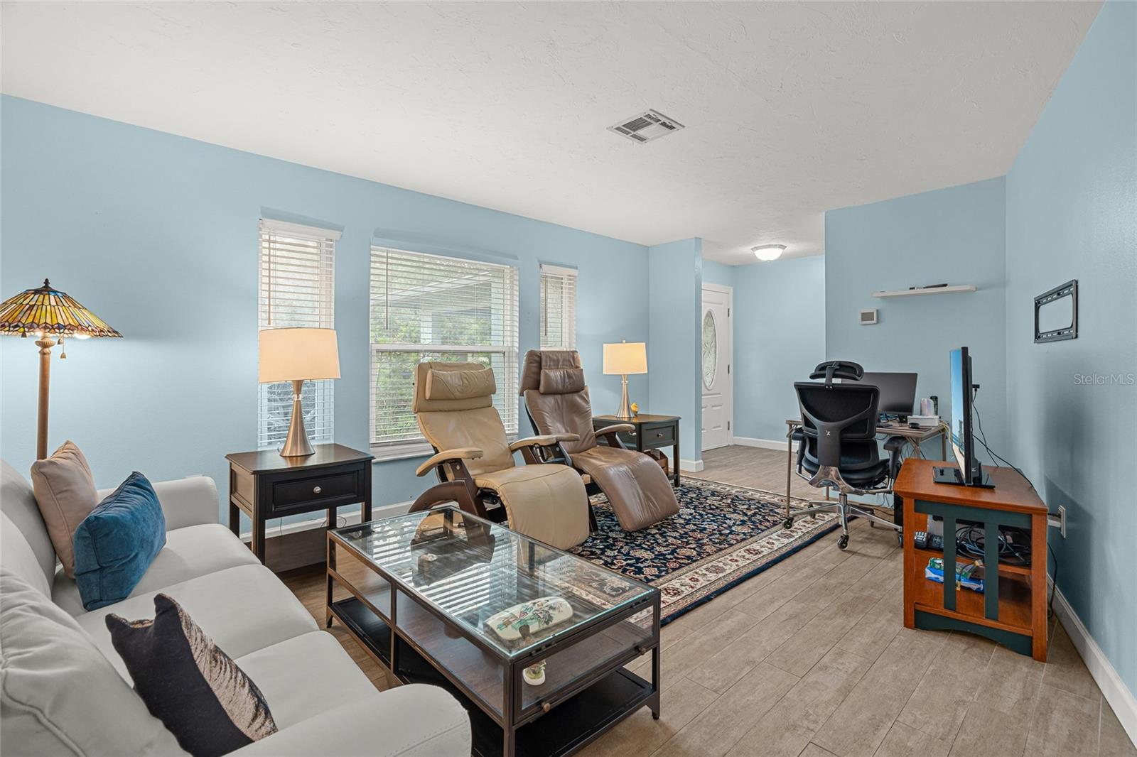 4204 PRAIRIE VIEW DR — photo 9