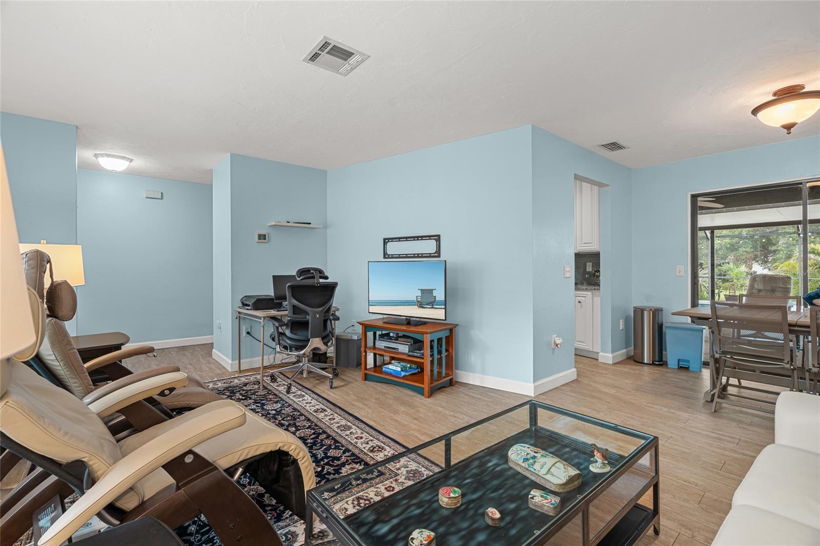 4204 PRAIRIE VIEW DR — photo 10
