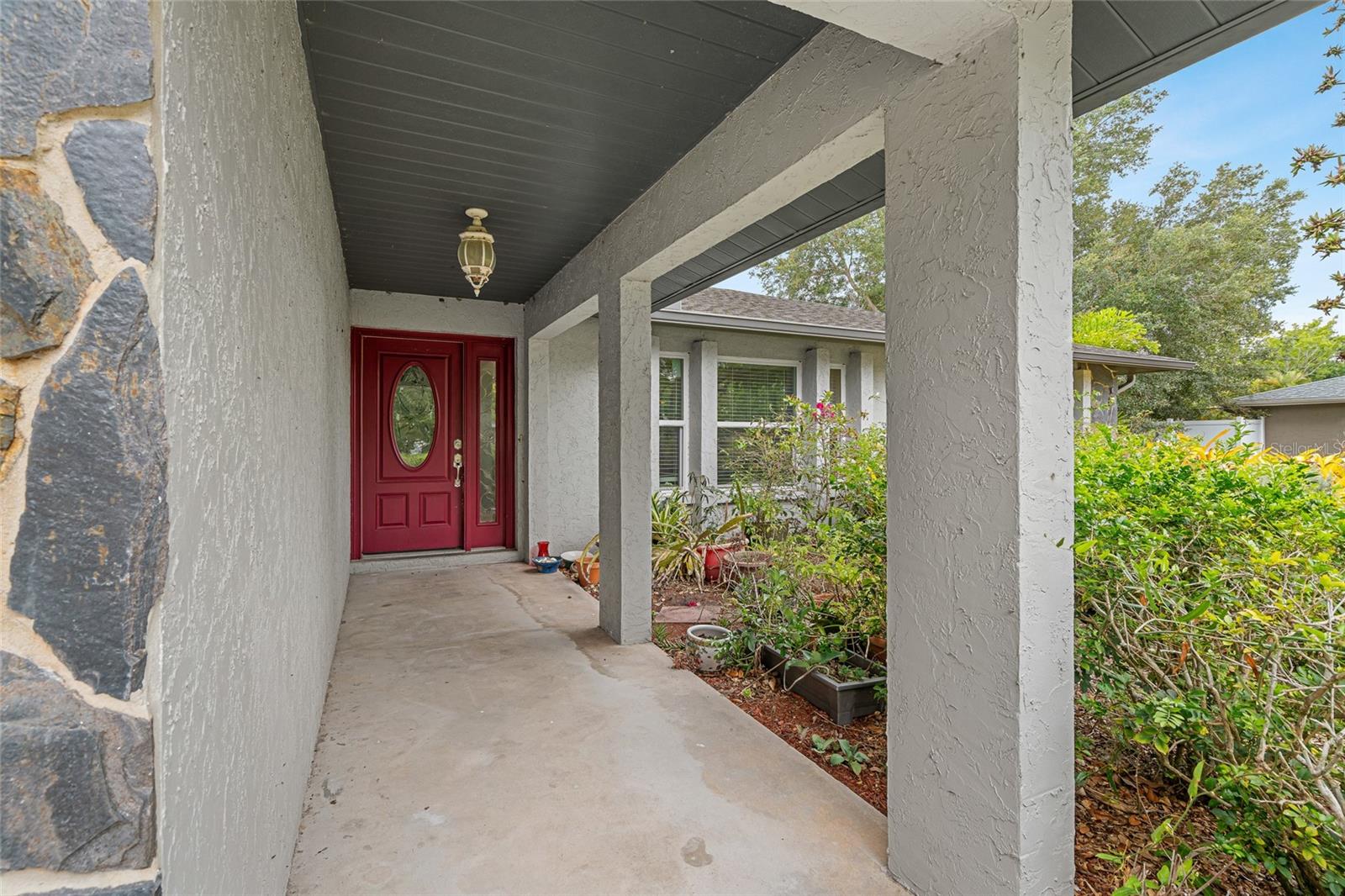 4204 PRAIRIE VIEW DR — photo 2