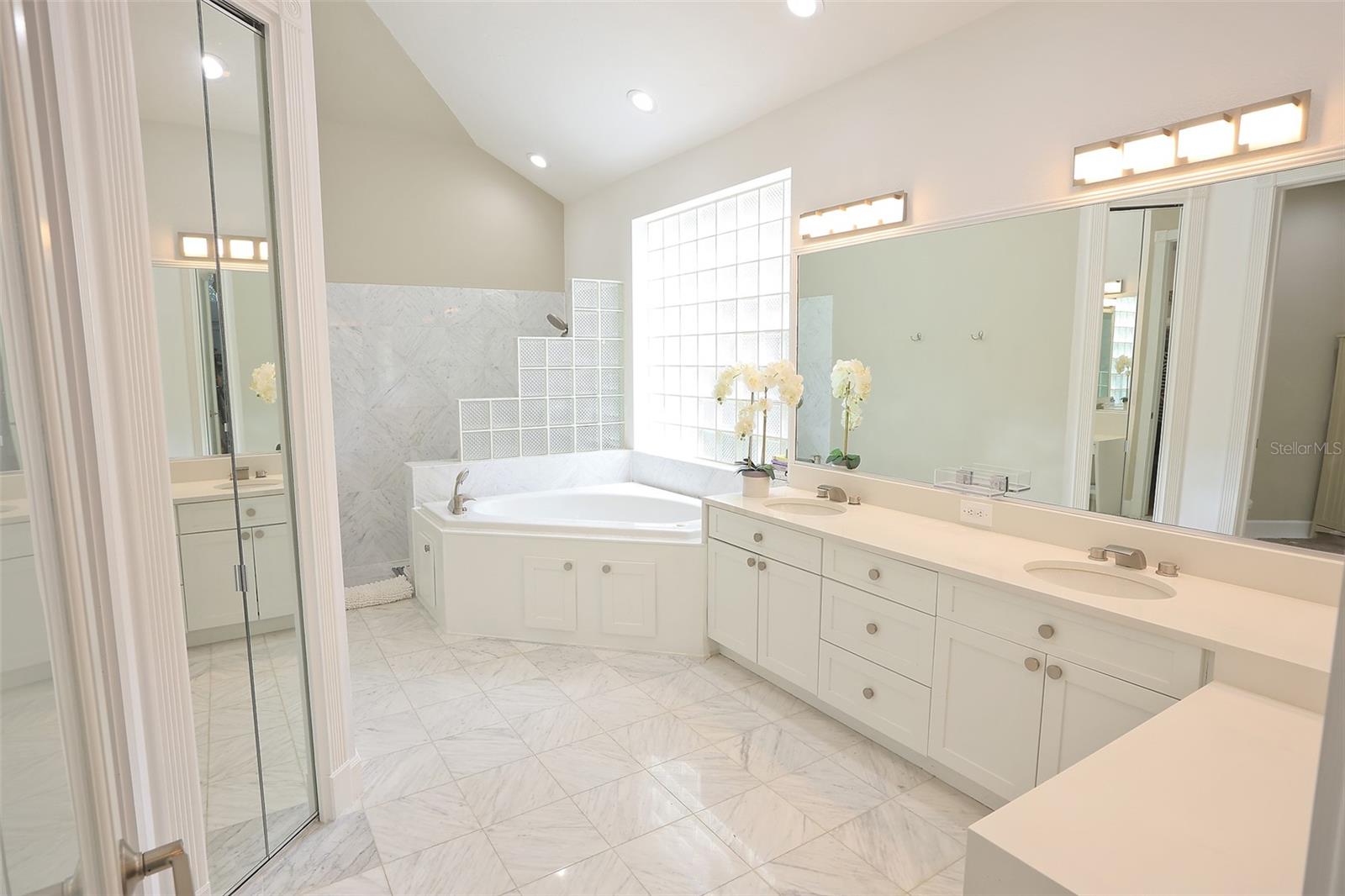 3527 FAIR OAKS LN — photo 29
