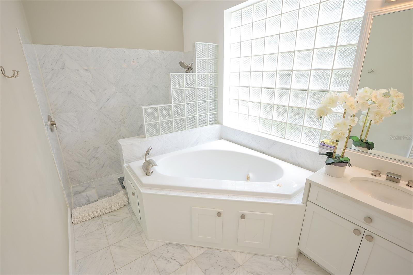 3527 FAIR OAKS LN — photo 30