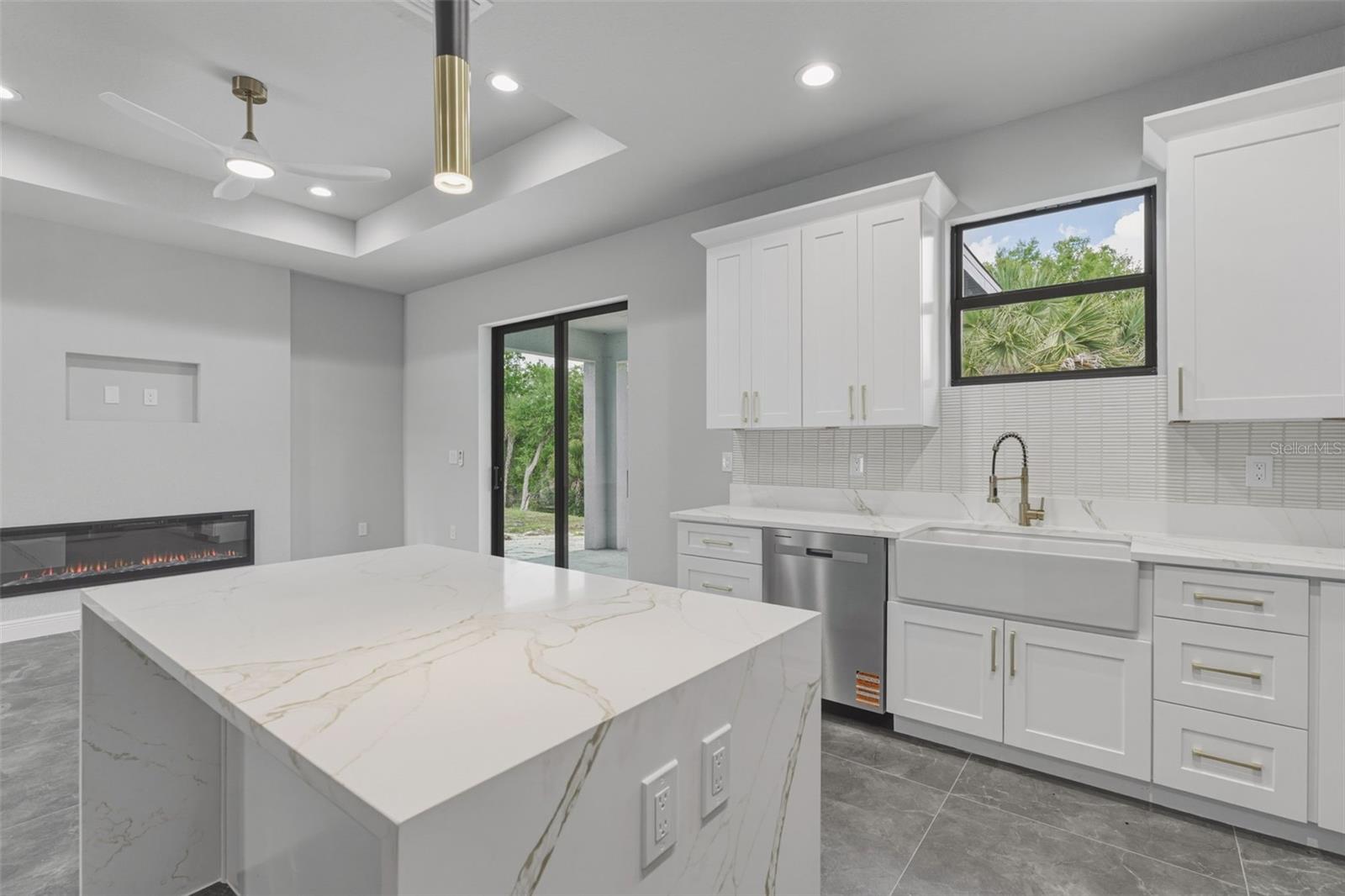 2921 BILLBERRY ST — photo 11