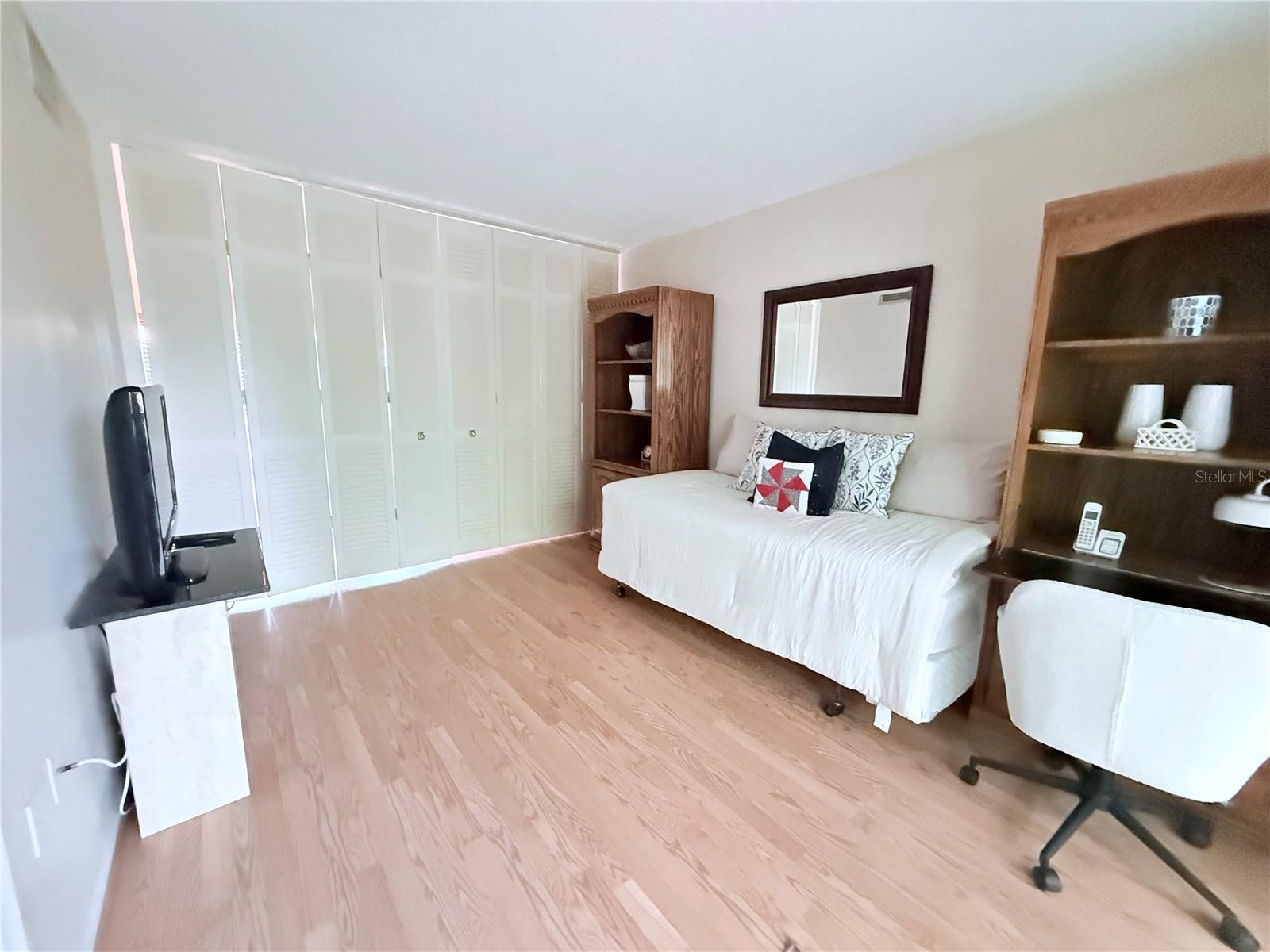 4460 IRONWOOD CIR #304A — photo 9