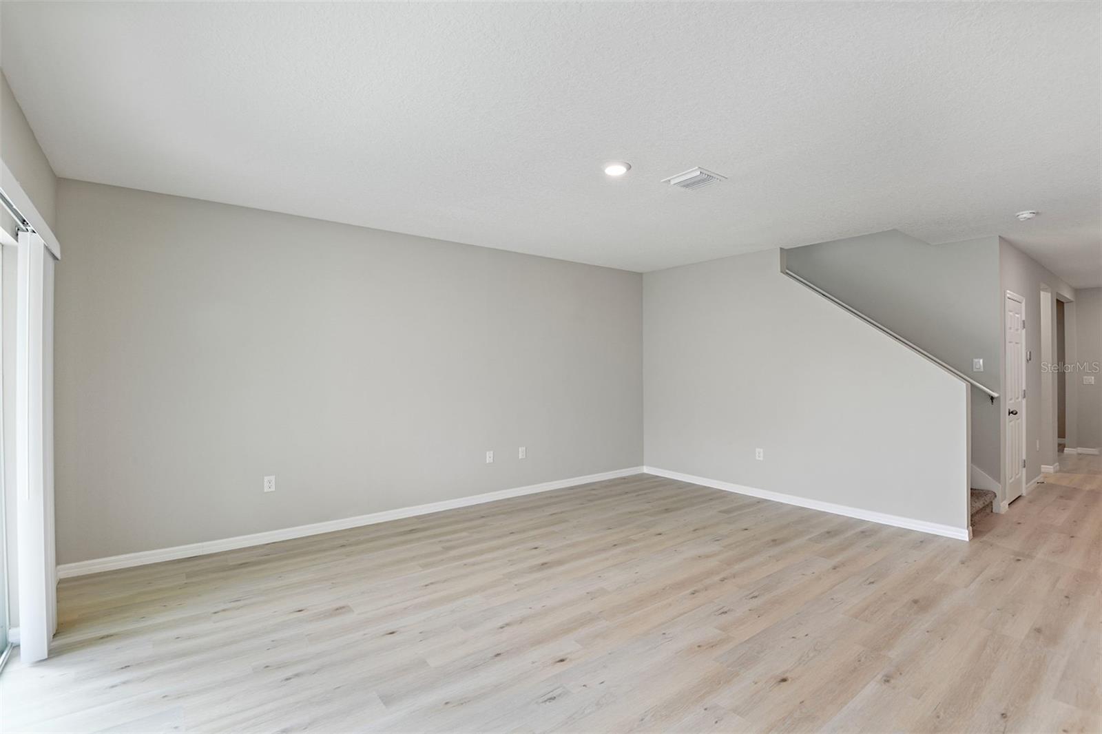 31670 BARONNE ST — photo 13