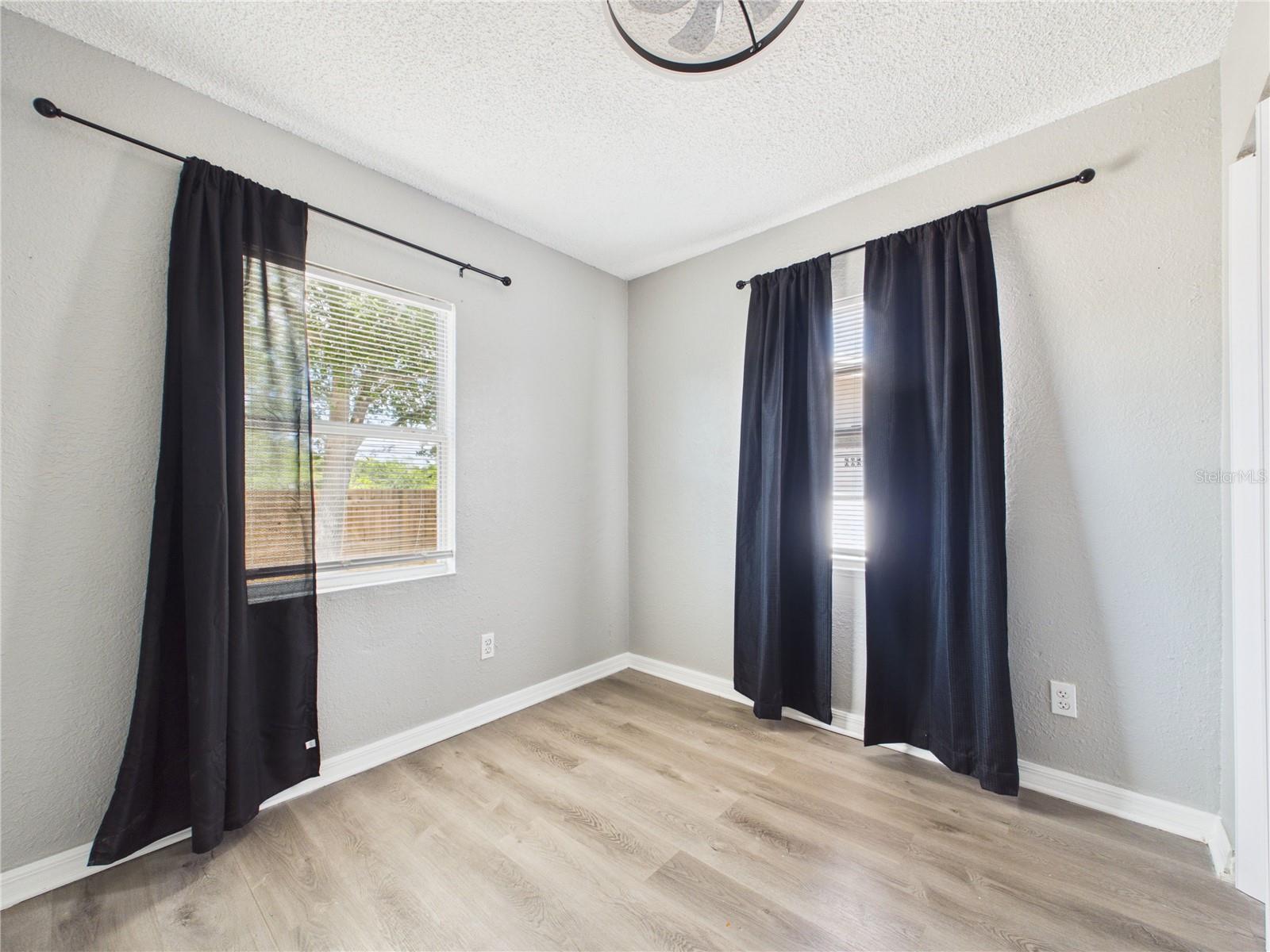 605 S DISSTON AVE — photo 9
