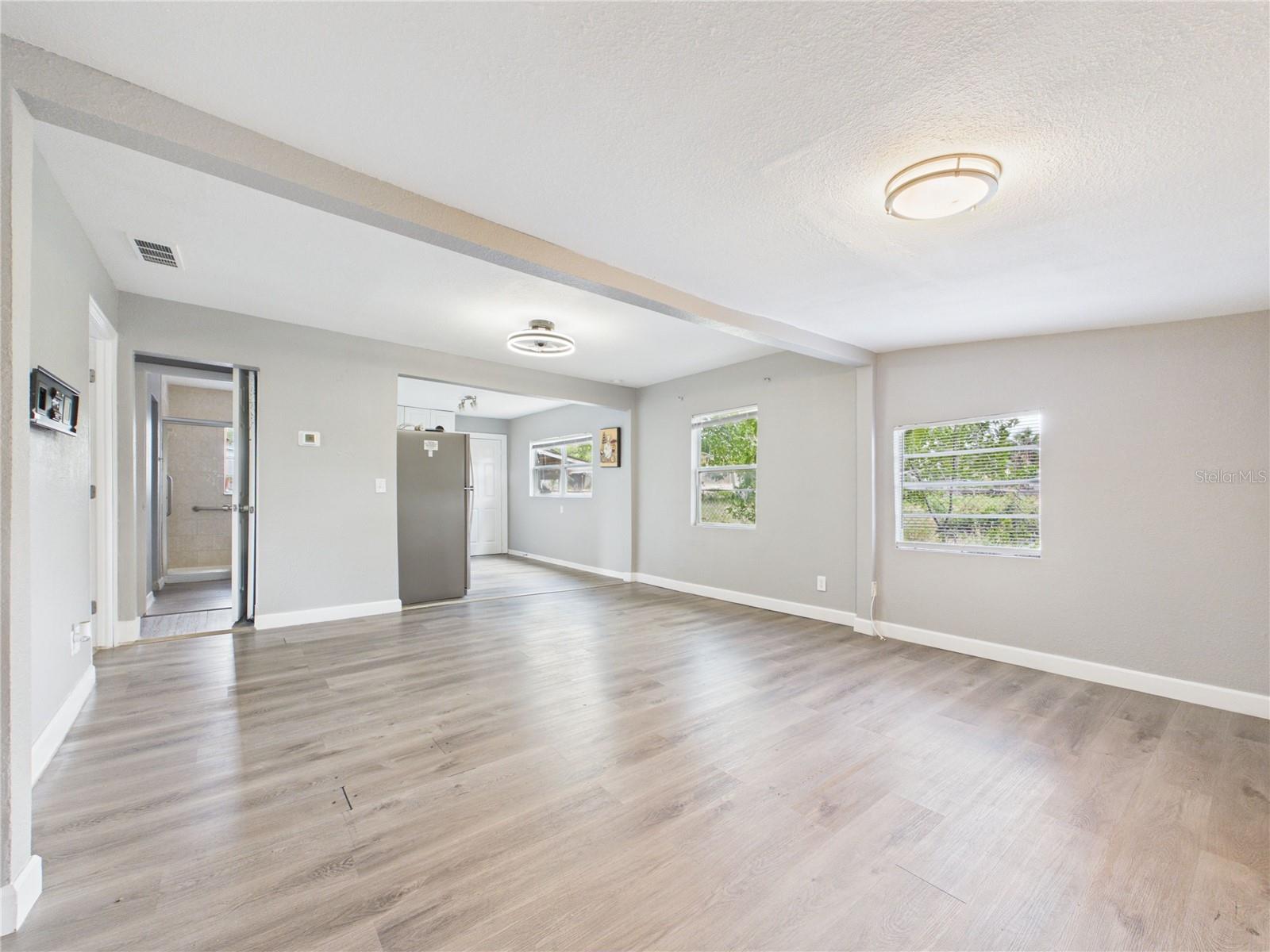 605 S DISSTON AVE — photo 14