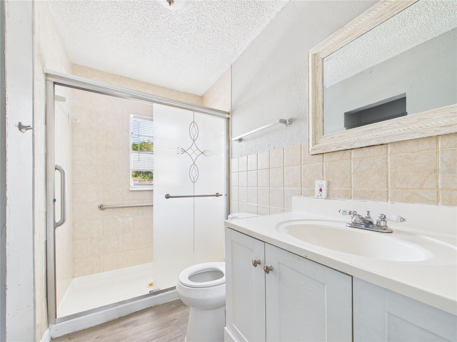 605 S DISSTON AVE — photo 11