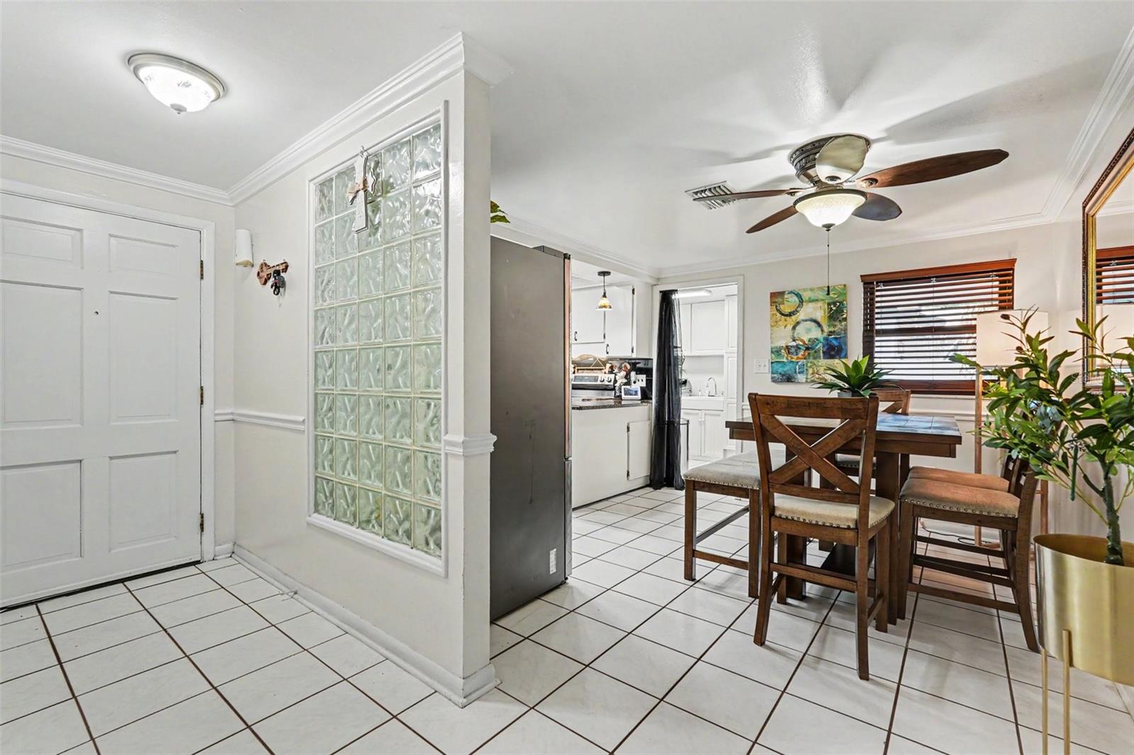 8115 N OLA AVE — photo 11