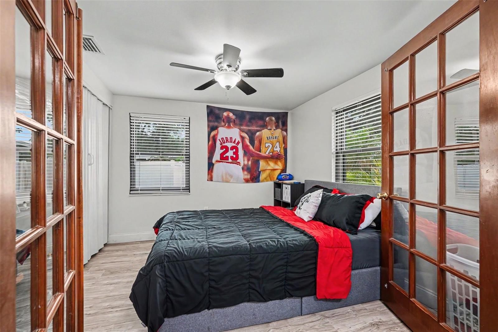 8115 N OLA AVE — photo 22