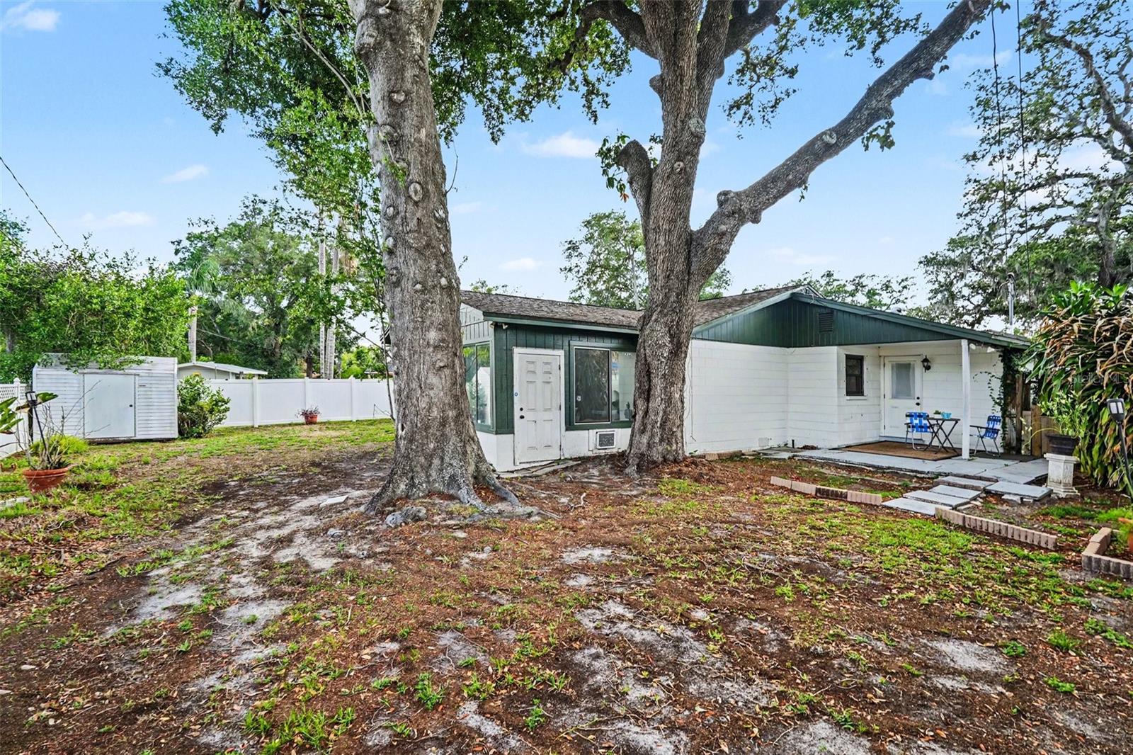 8115 N OLA AVE — photo 31