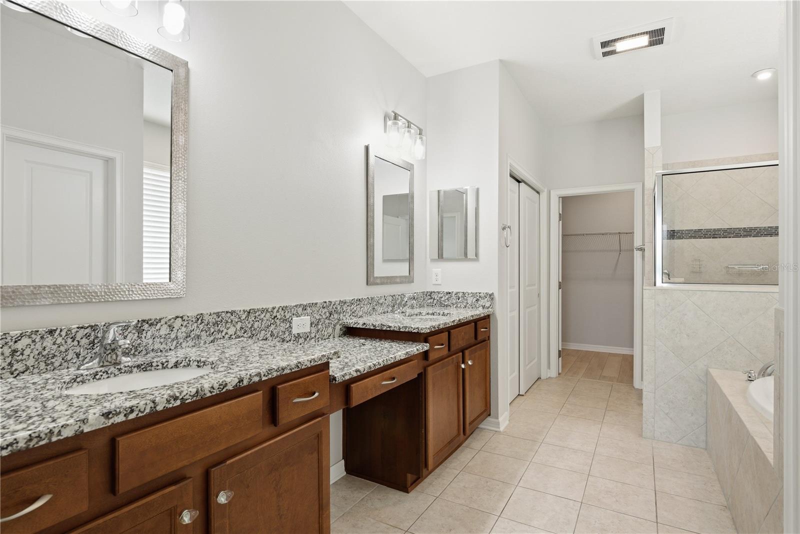 6410 FALLING OAK TRL — photo 21