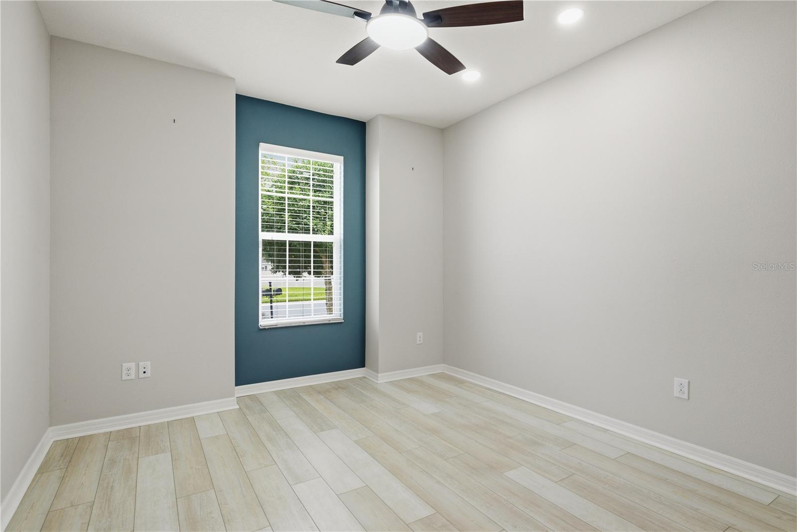 6410 FALLING OAK TRL — photo 32