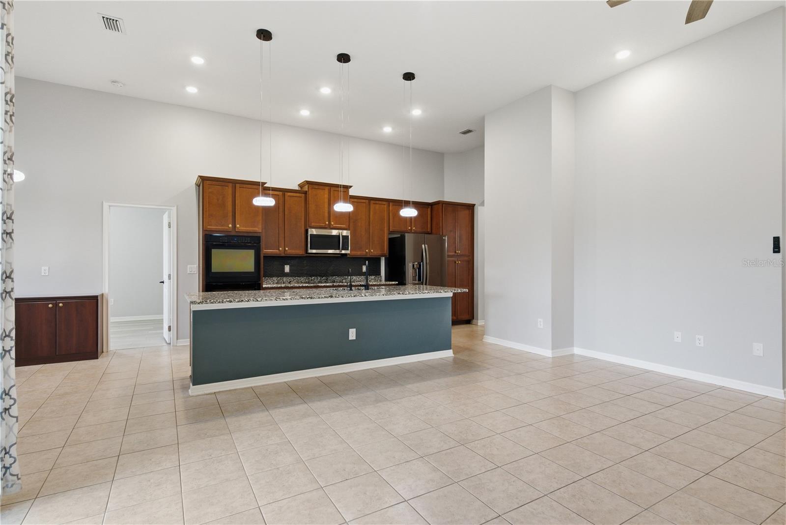 6410 FALLING OAK TRL — photo 6