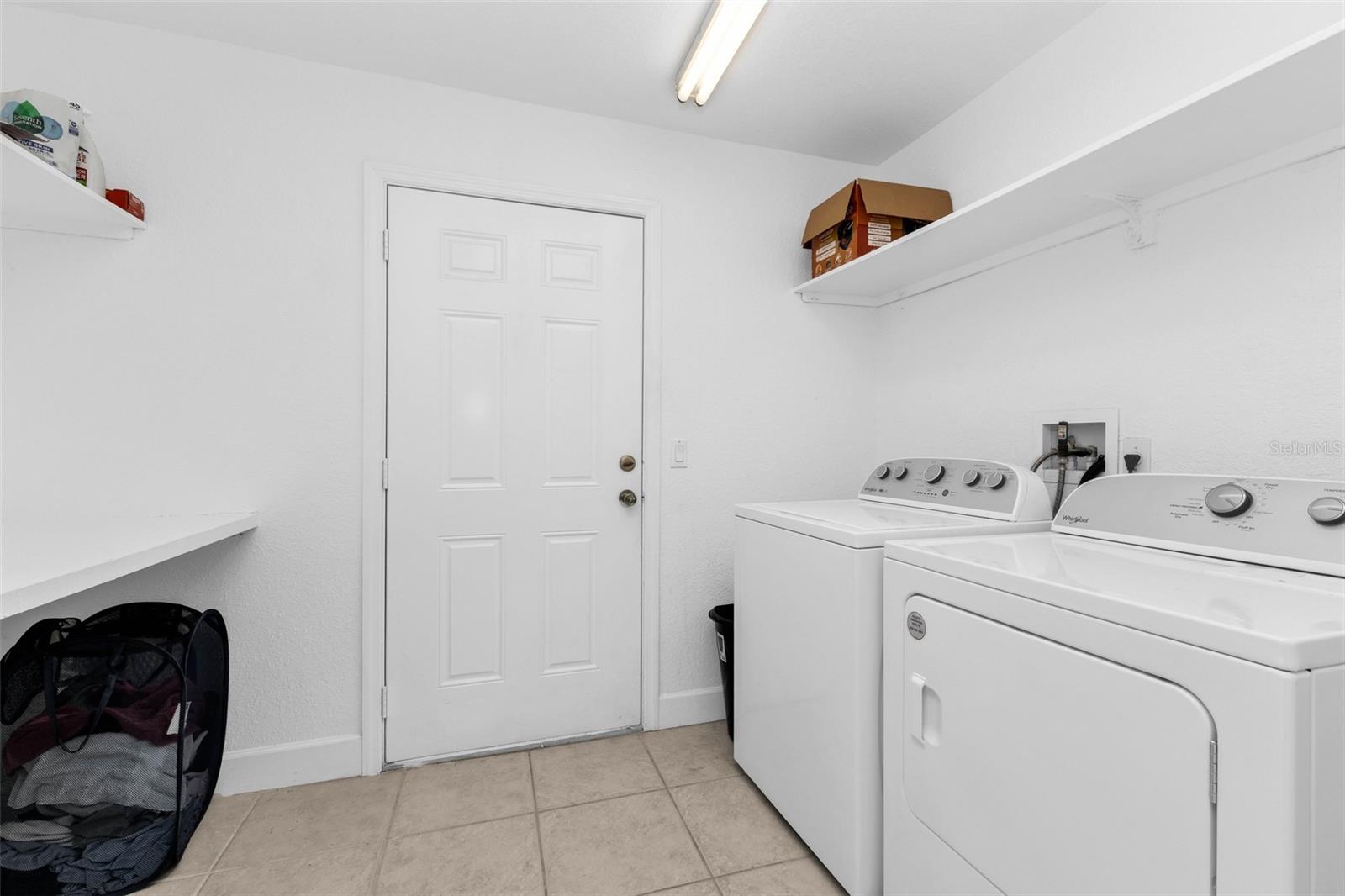 2338 KELSEY CT — photo 34