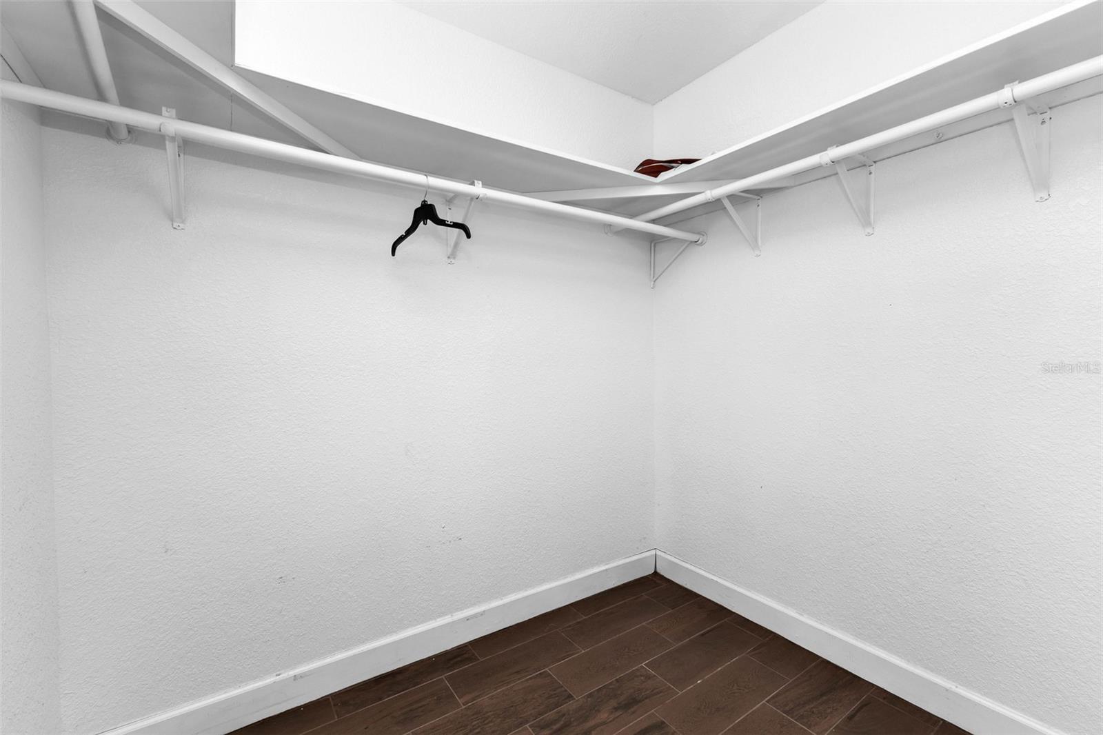 2338 KELSEY CT — photo 36