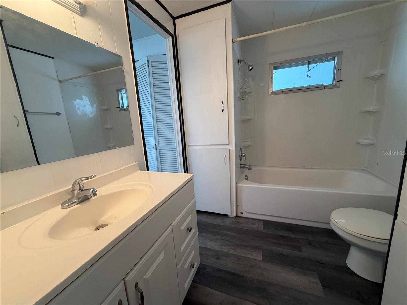 5221 BEECHMONT AVE — photo 26