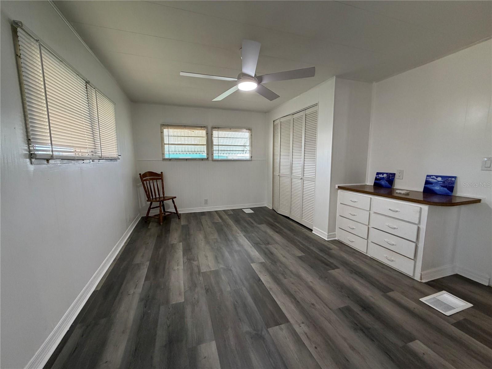 5221 BEECHMONT AVE — photo 22