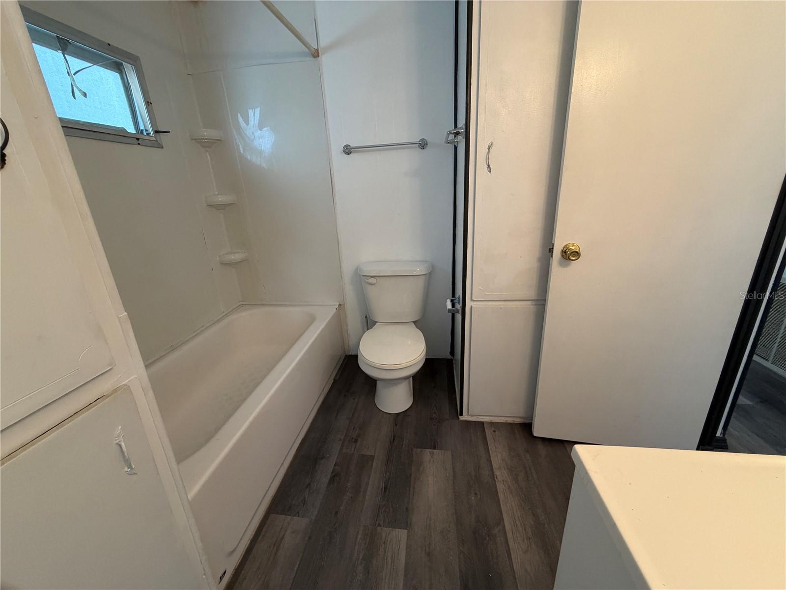 5221 BEECHMONT AVE — photo 25