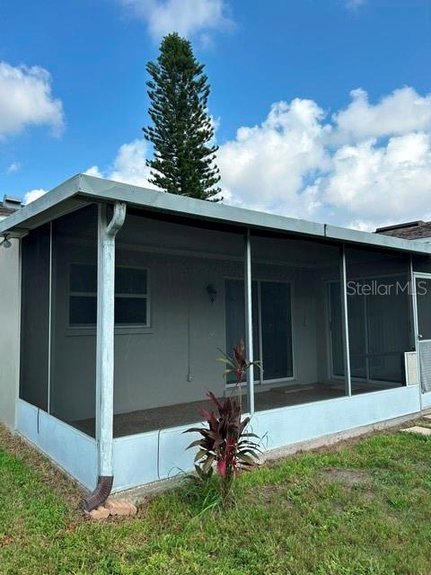 1404 SANDALWOOD DR — photo 14