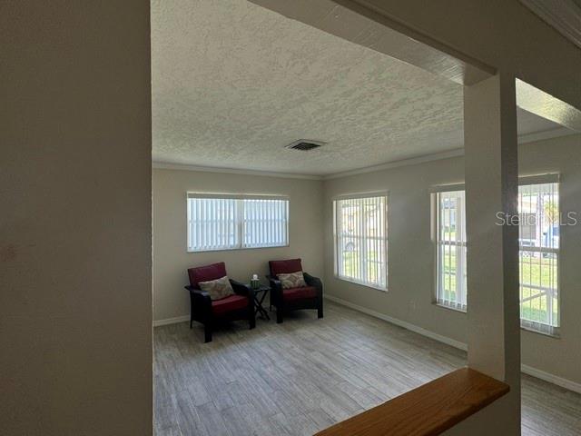 1404 SANDALWOOD DR — photo 5