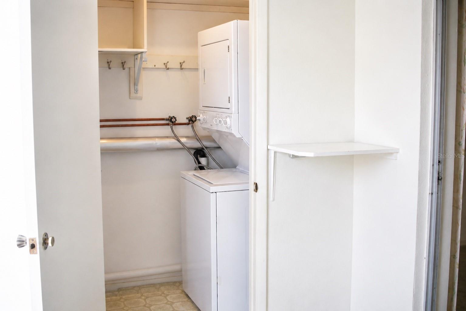 1656 S LAKE AVE #4 — photo 7