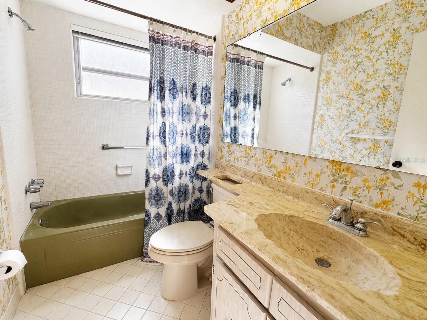 1656 S LAKE AVE #4 — photo 9