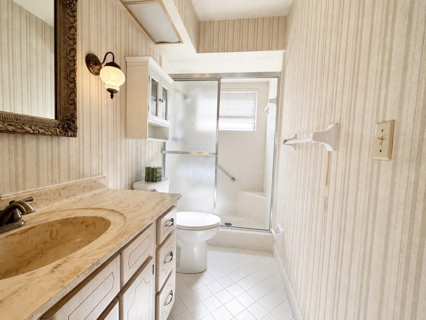 1656 S LAKE AVE #4 — photo 11