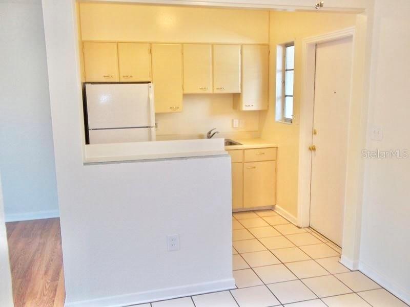 411 PLEASANT ST — photo 38