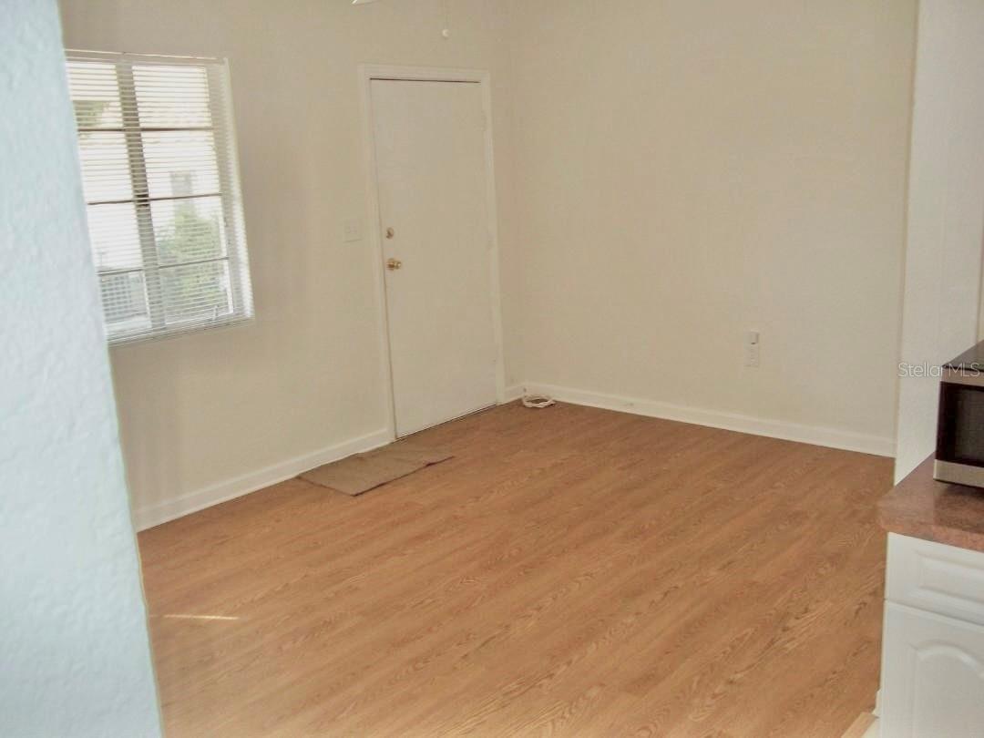 411 PLEASANT ST — photo 36