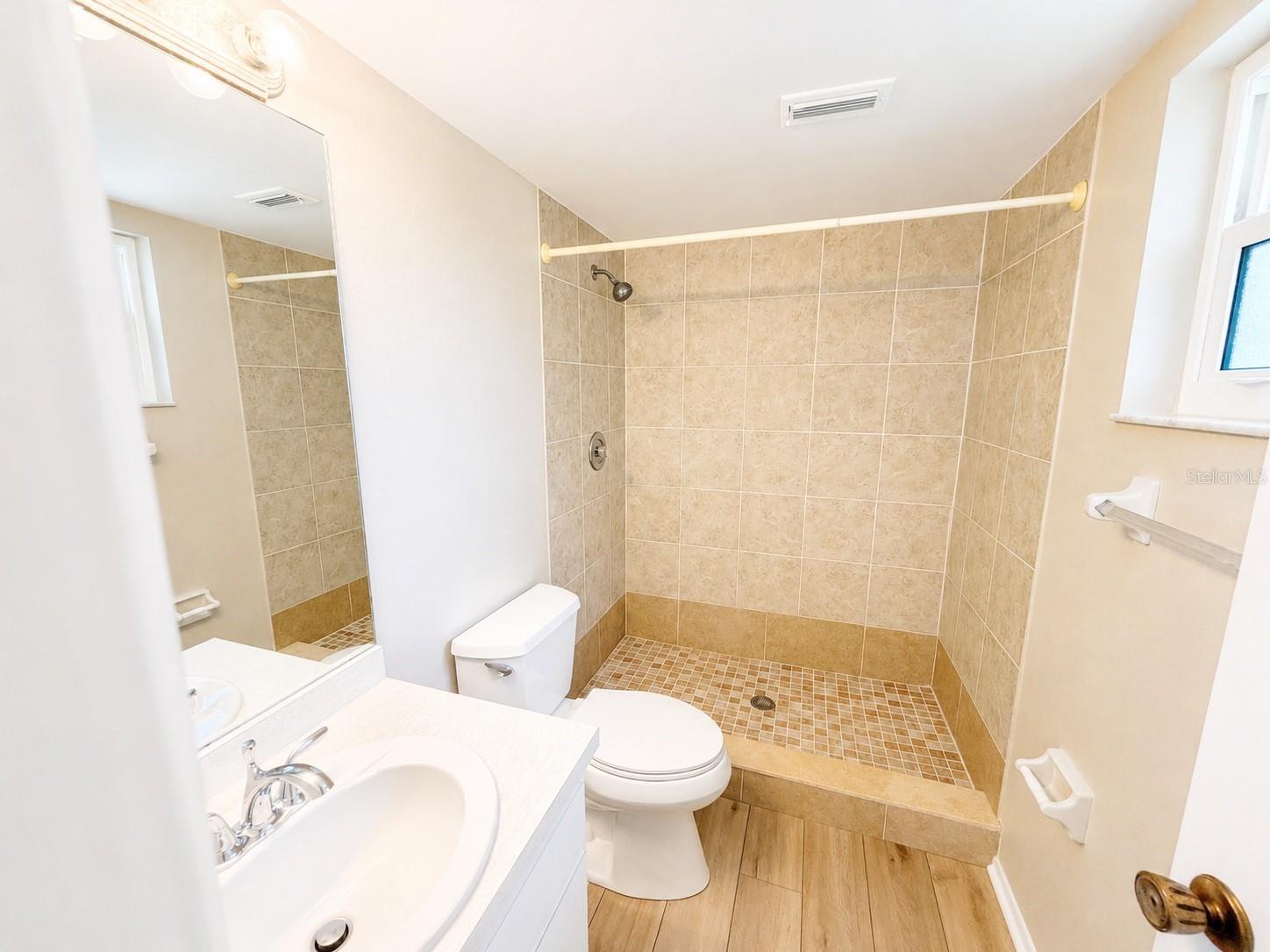 211 RUBENS DR #E — photo 16