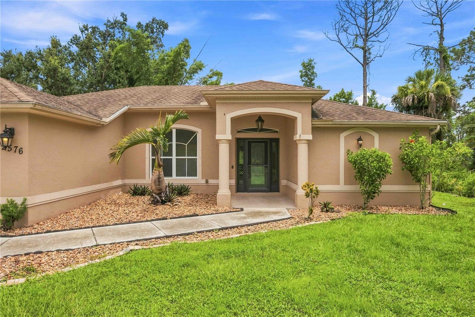 2576 TRIANNA ST — photo 3