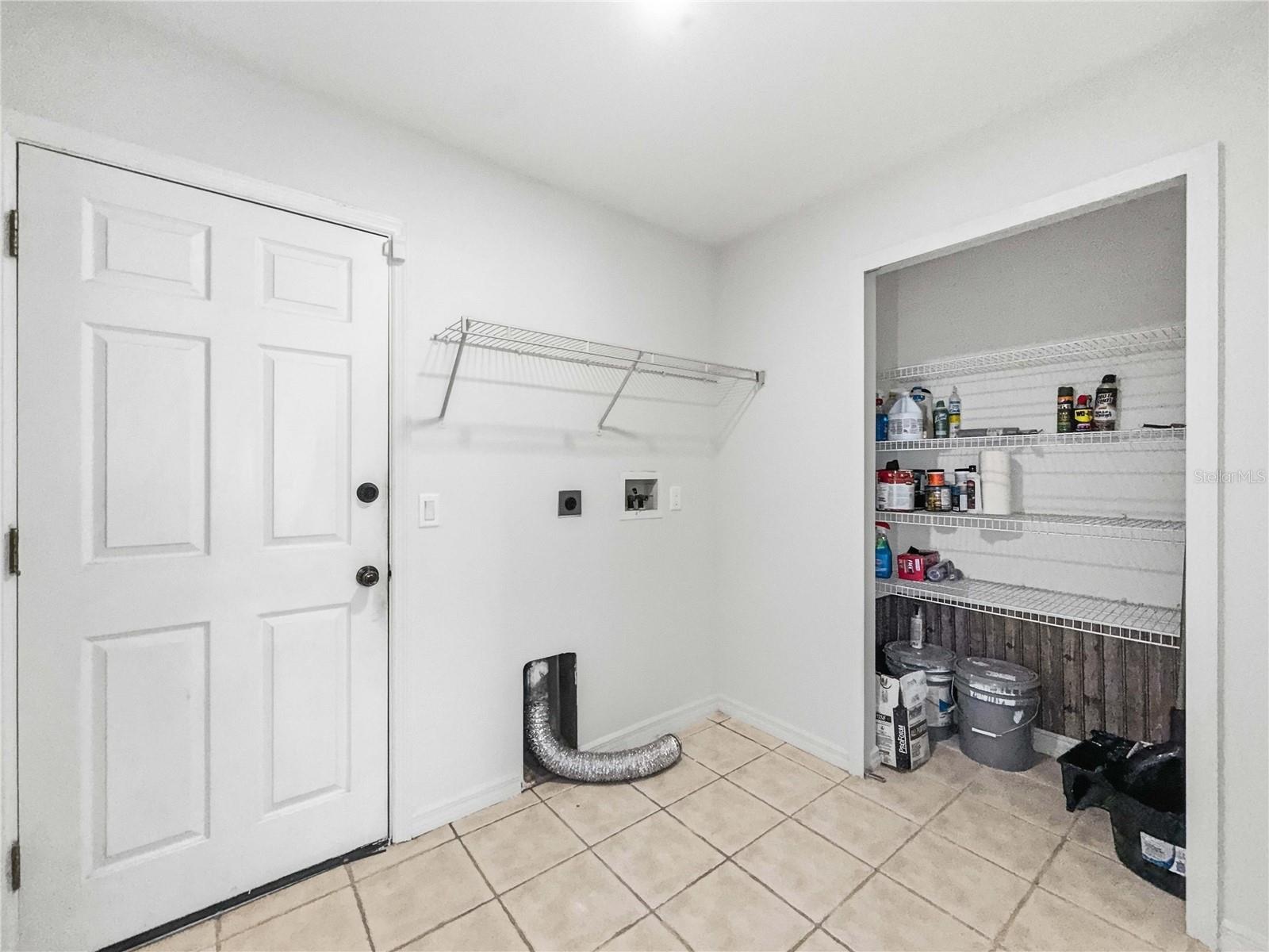2576 TRIANNA ST — photo 31