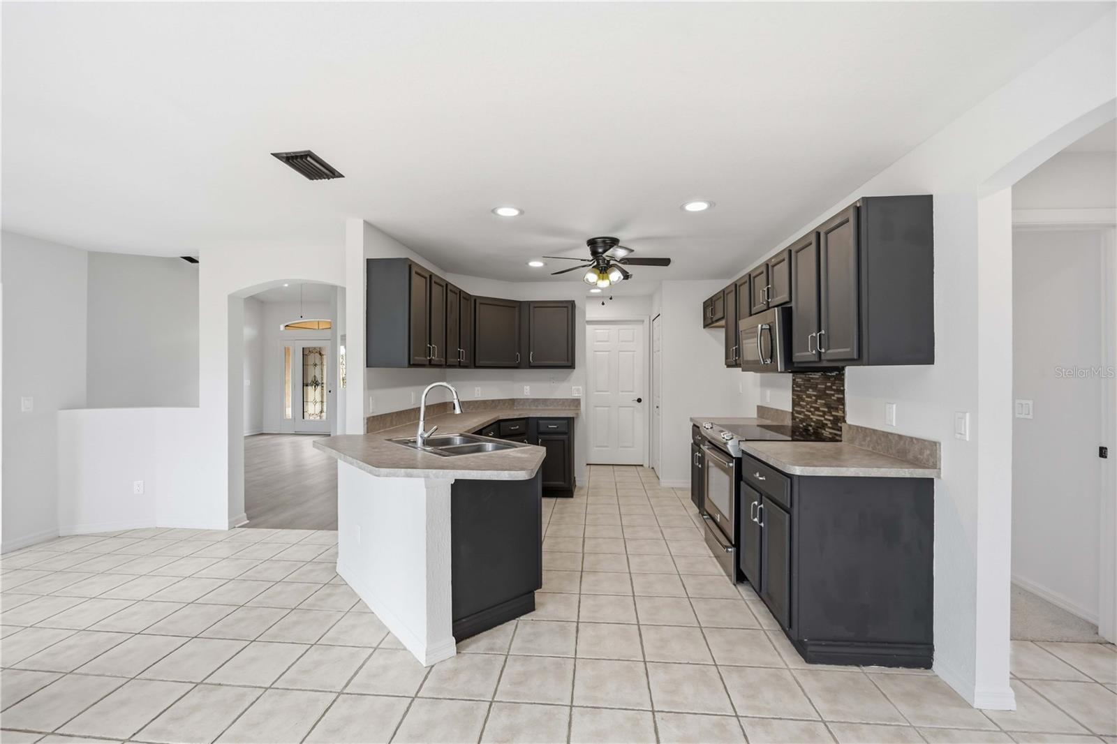 2576 TRIANNA ST — photo 13