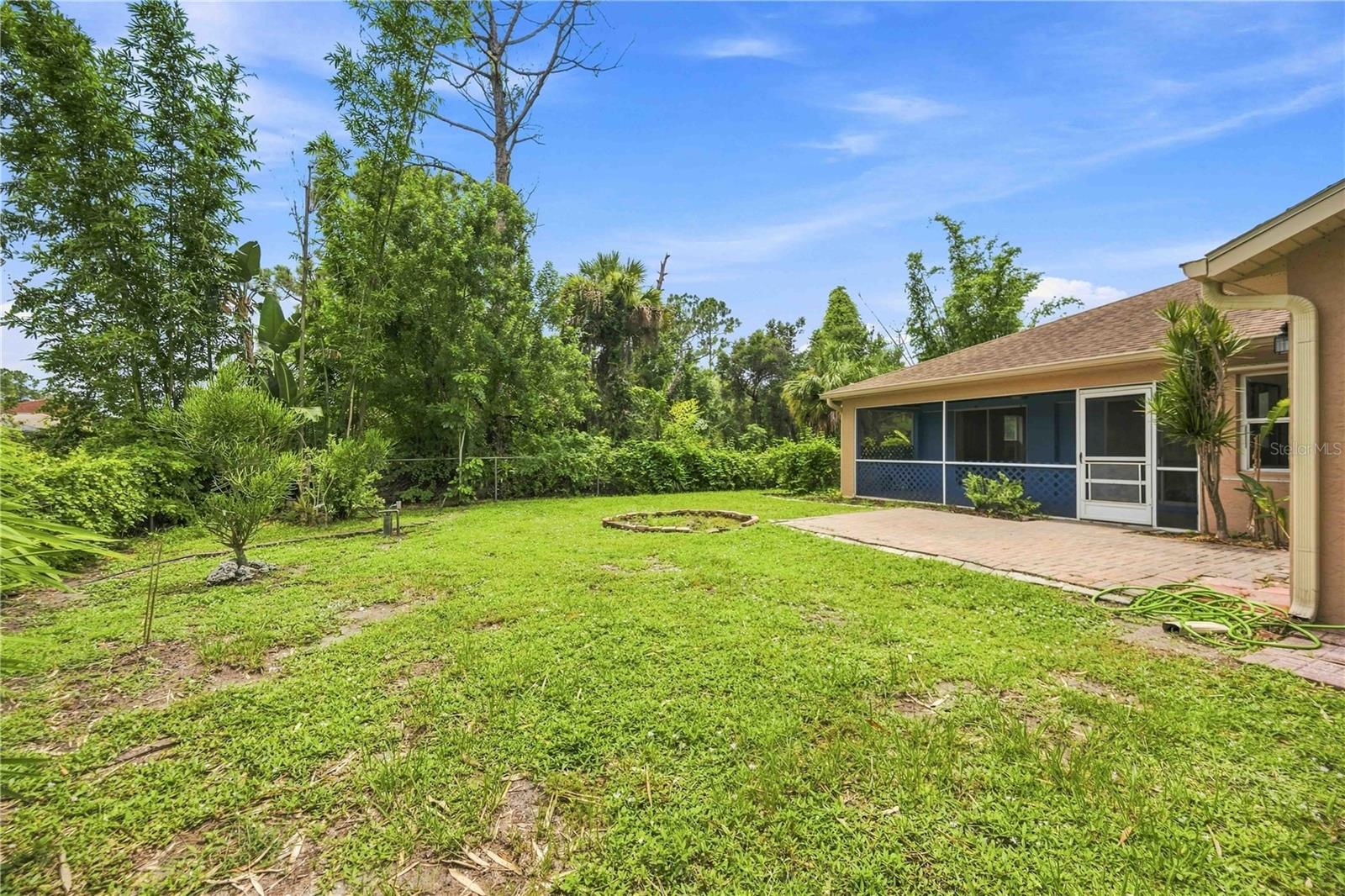 2576 TRIANNA ST — photo 35