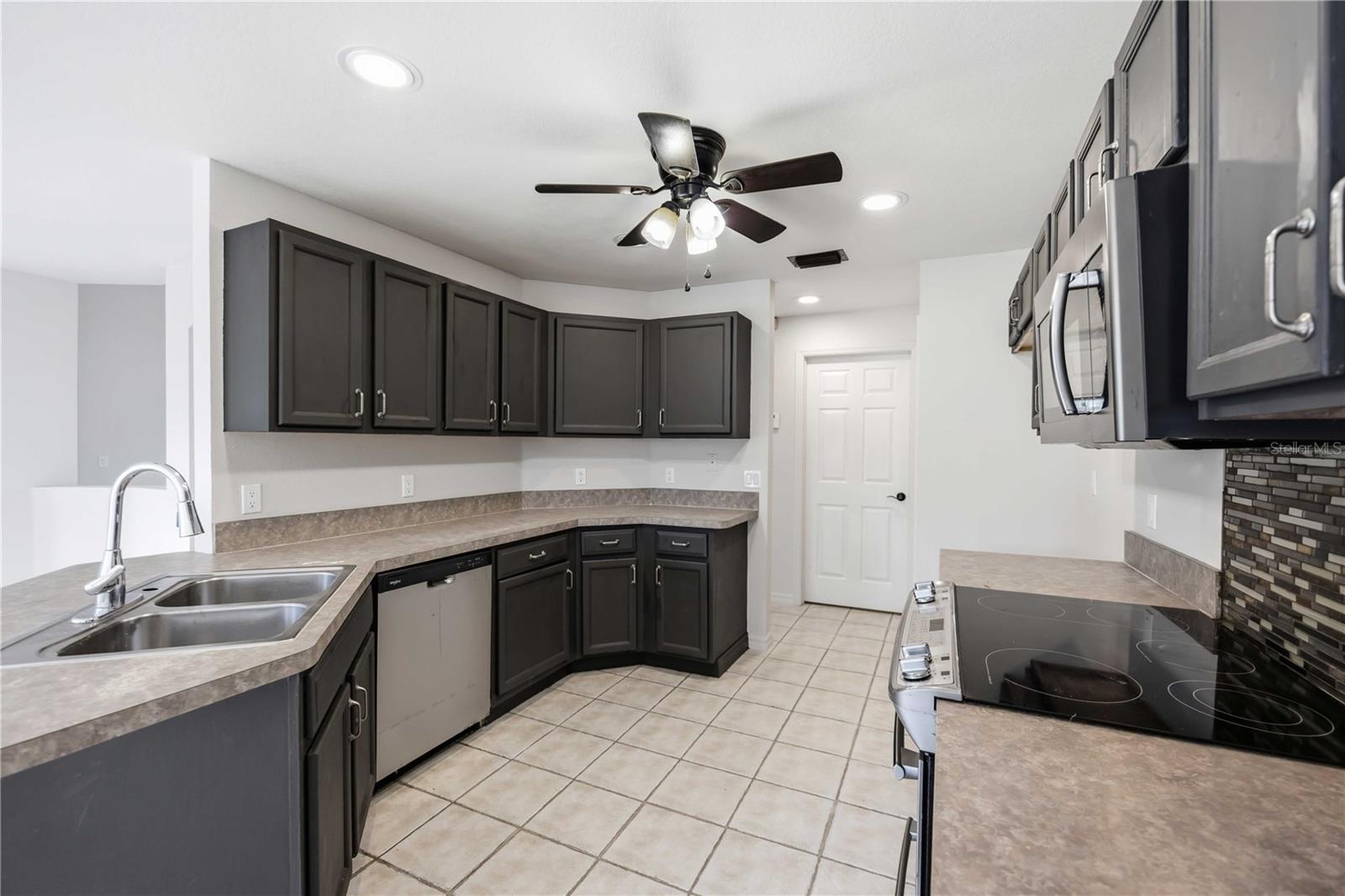 2576 TRIANNA ST — photo 12