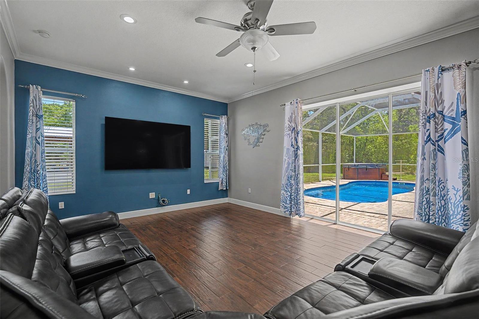 10933 PINTO DR — photo 28