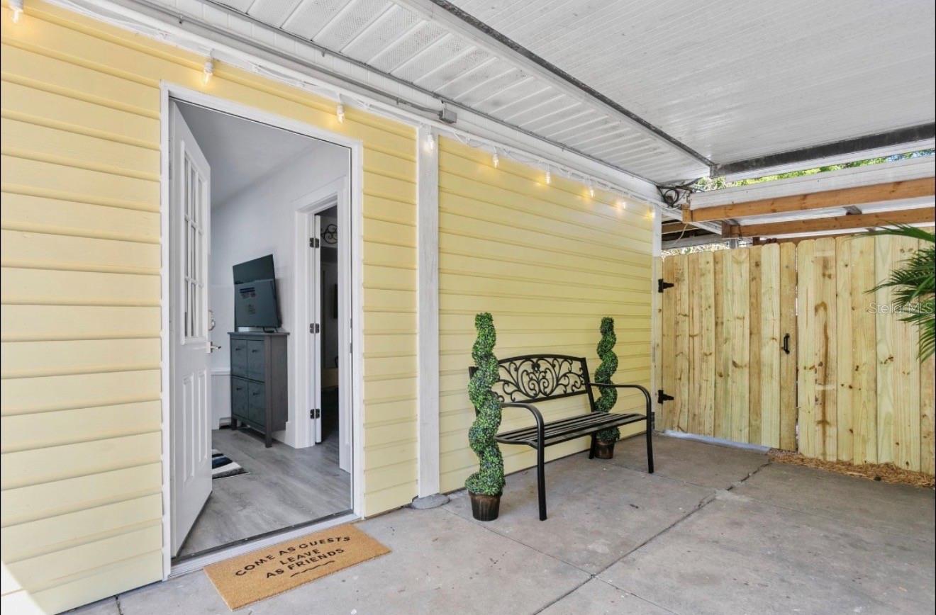 5202 N SEMINOLE AVE — photo 31