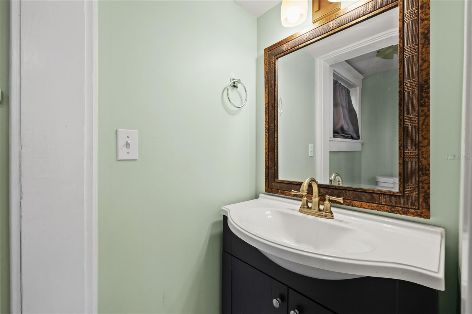 5202 N SEMINOLE AVE — photo 11