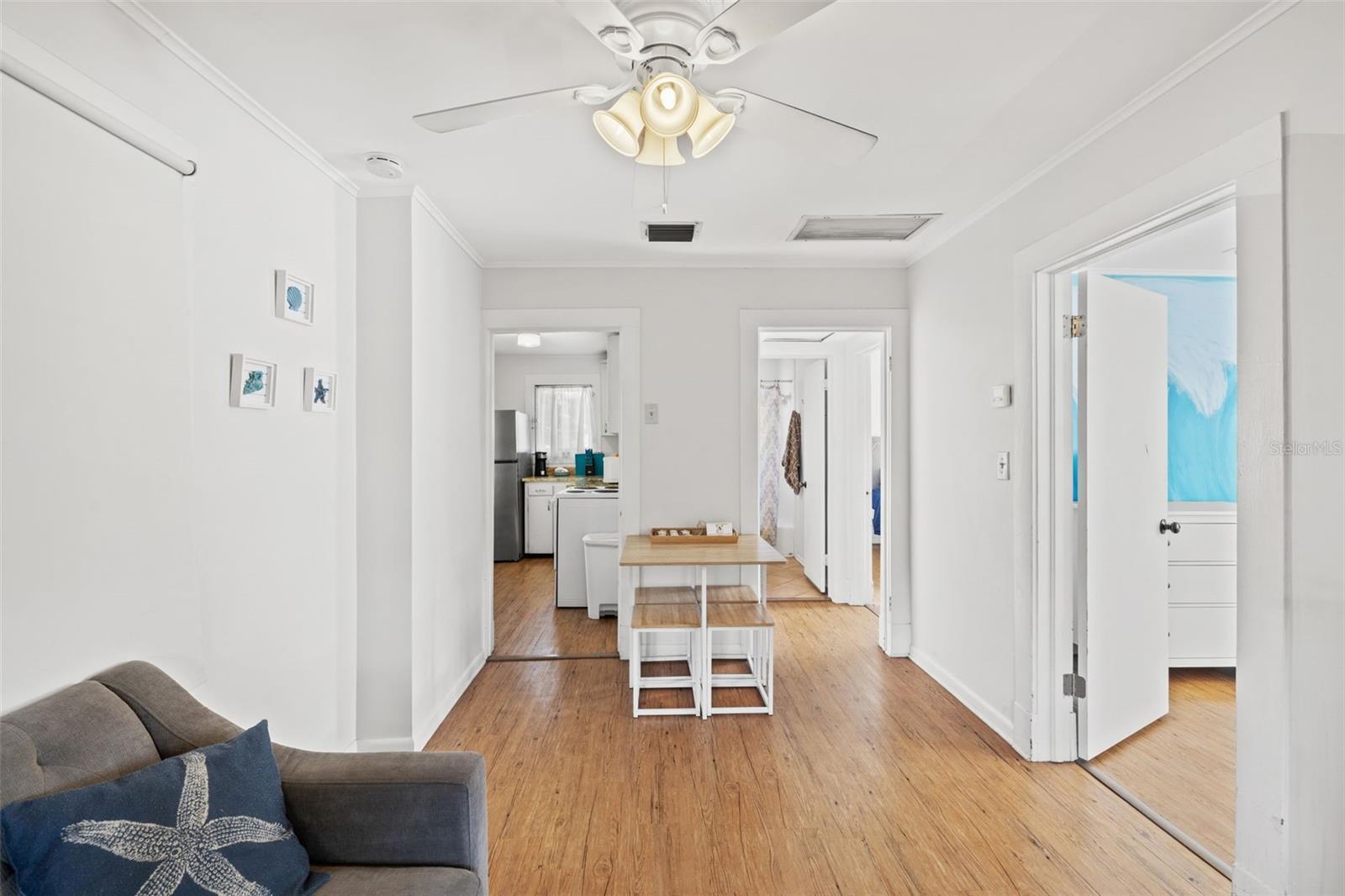 5202 N SEMINOLE AVE — photo 24
