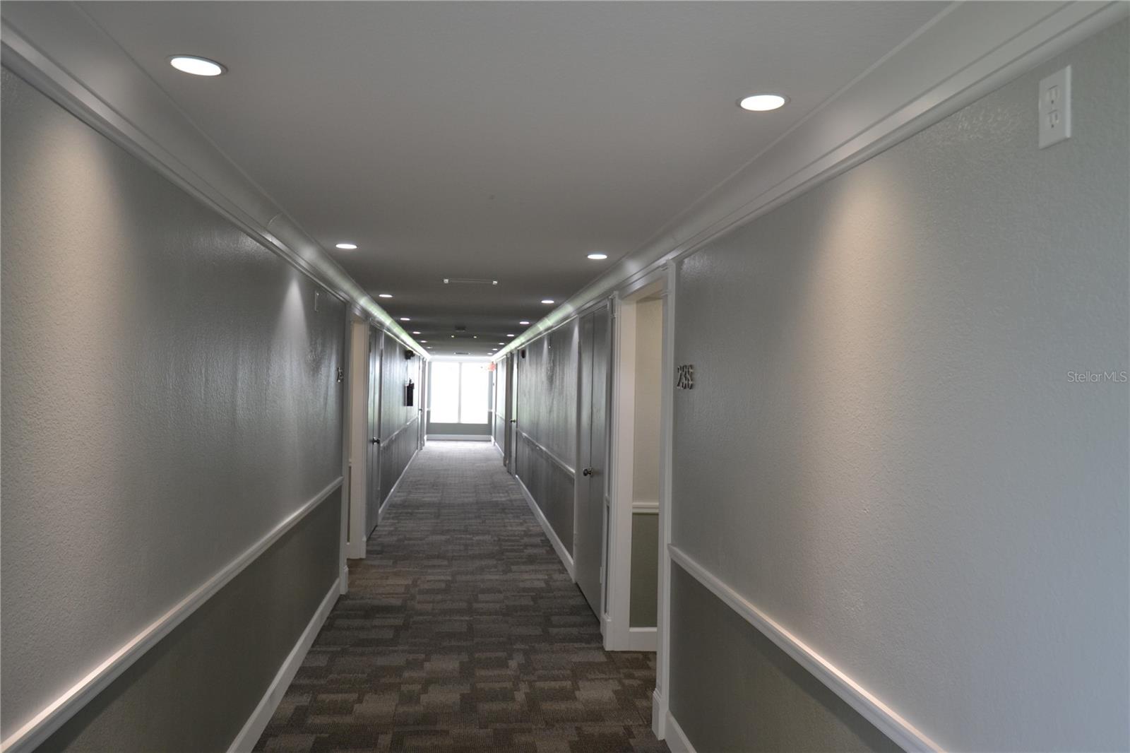 238 MARINER DR — photo 37