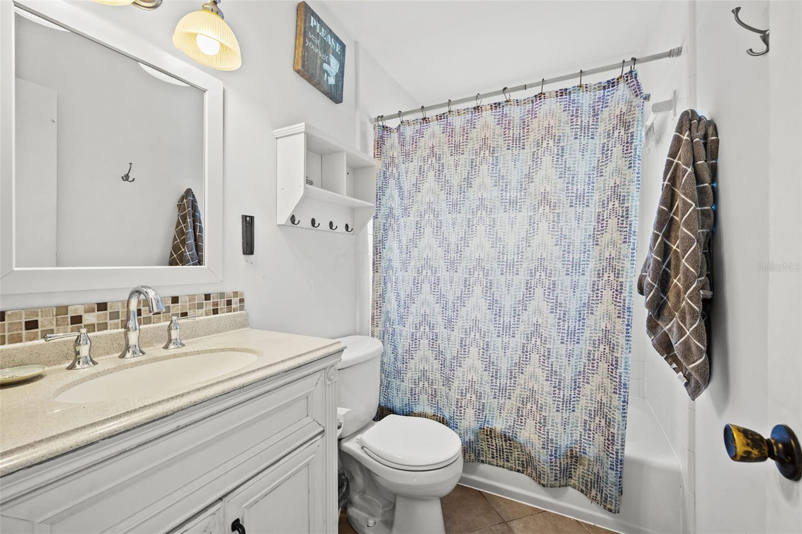 5202 N SEMINOLE AVE — photo 28