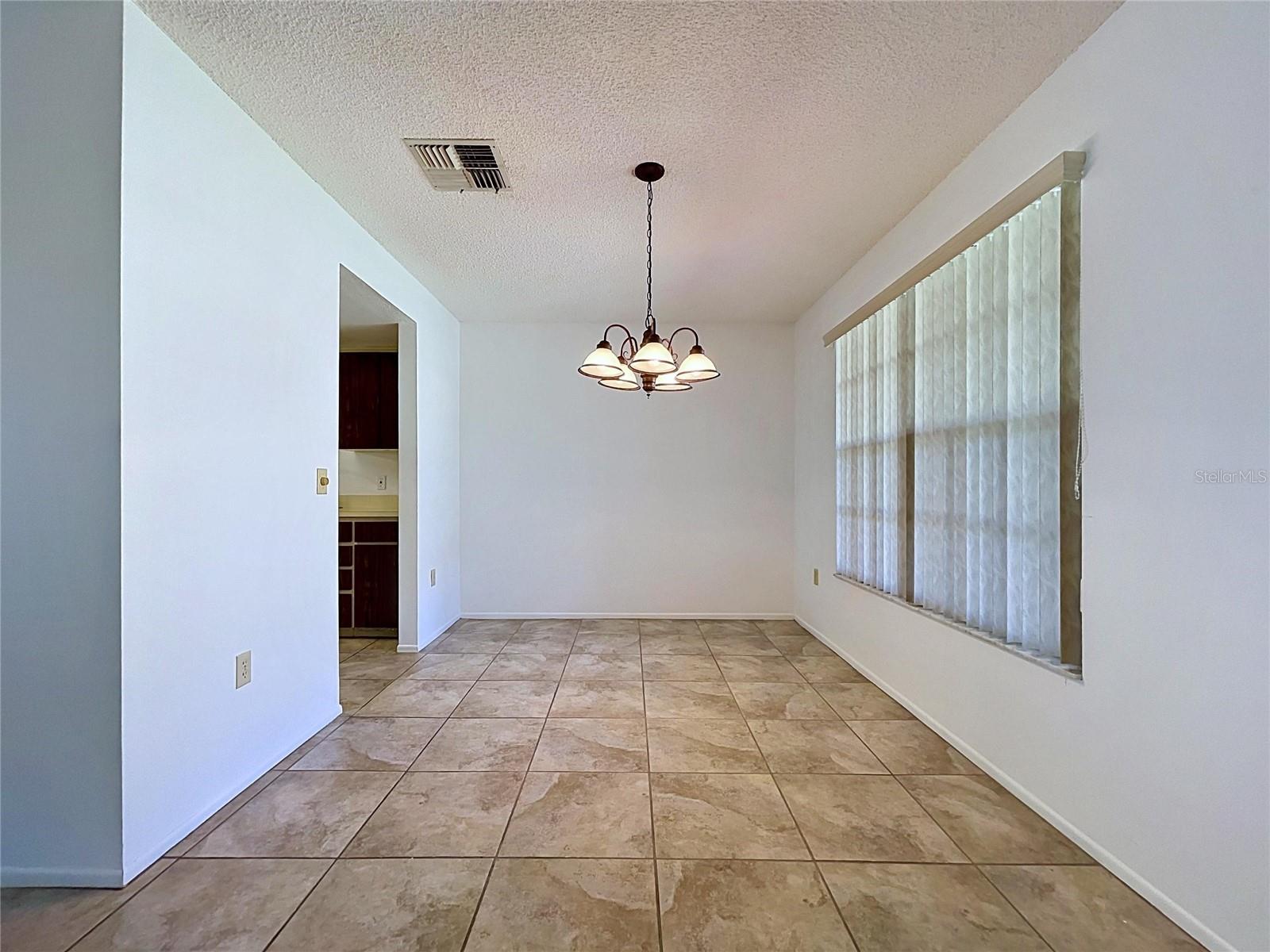 9319 TROWBRIDGE CT — photo 24
