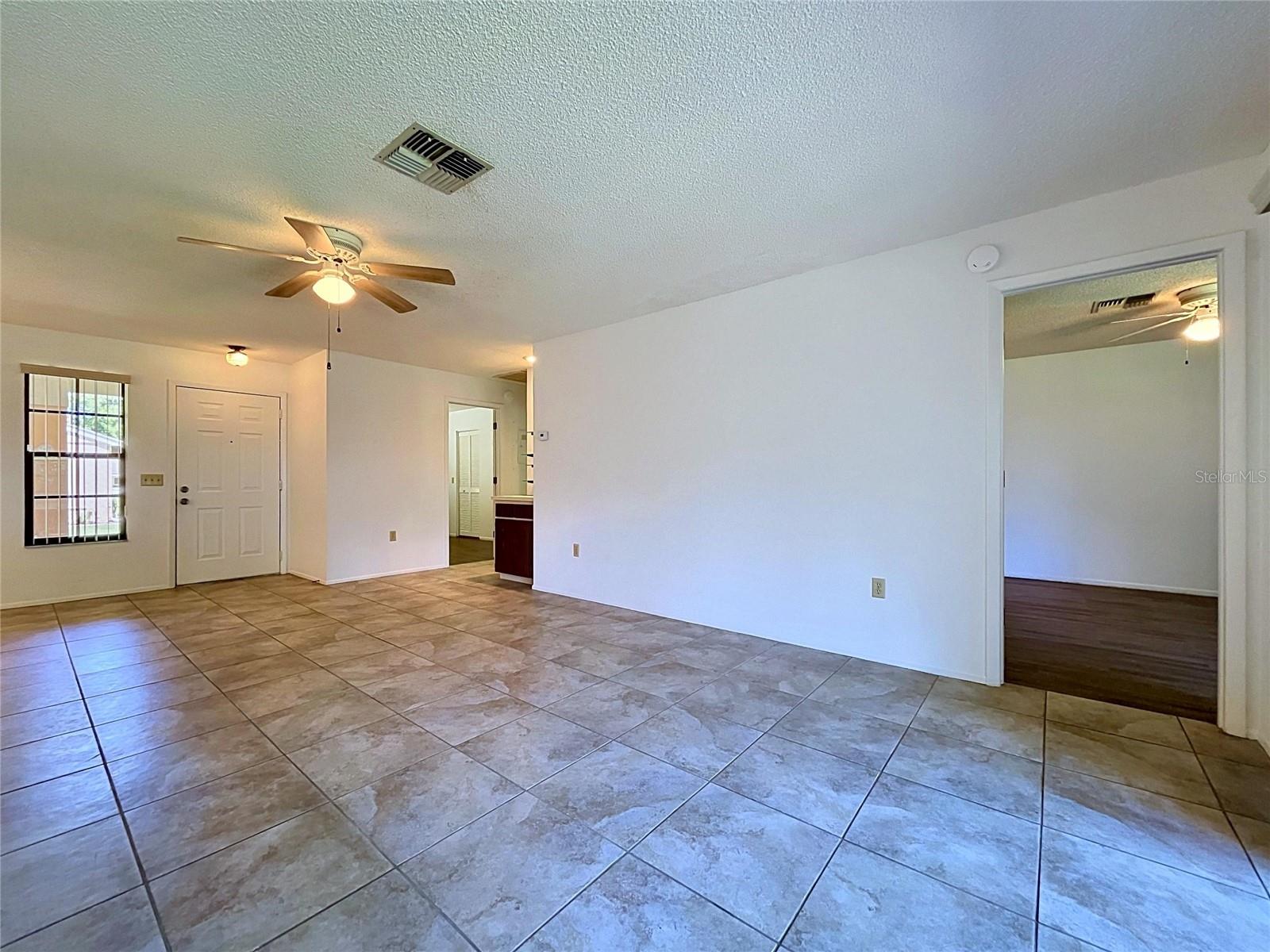 9319 TROWBRIDGE CT — photo 21
