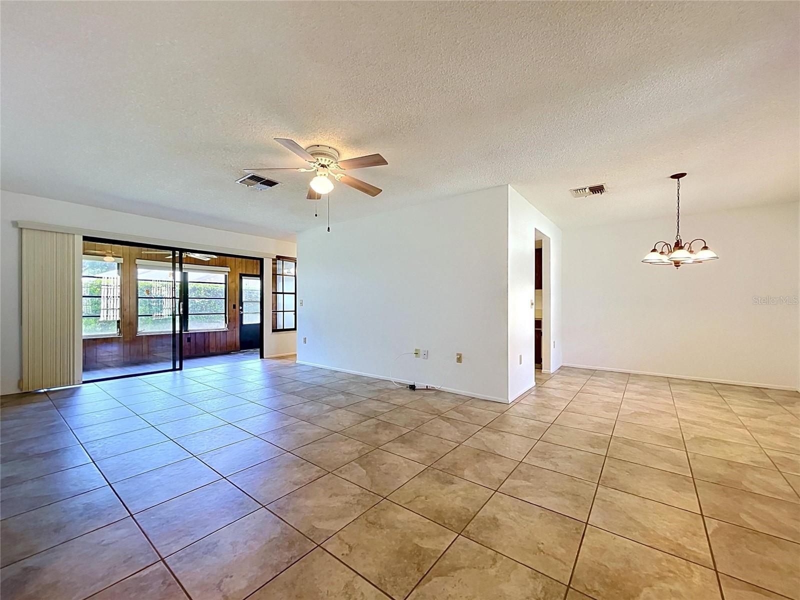 9319 TROWBRIDGE CT — photo 18