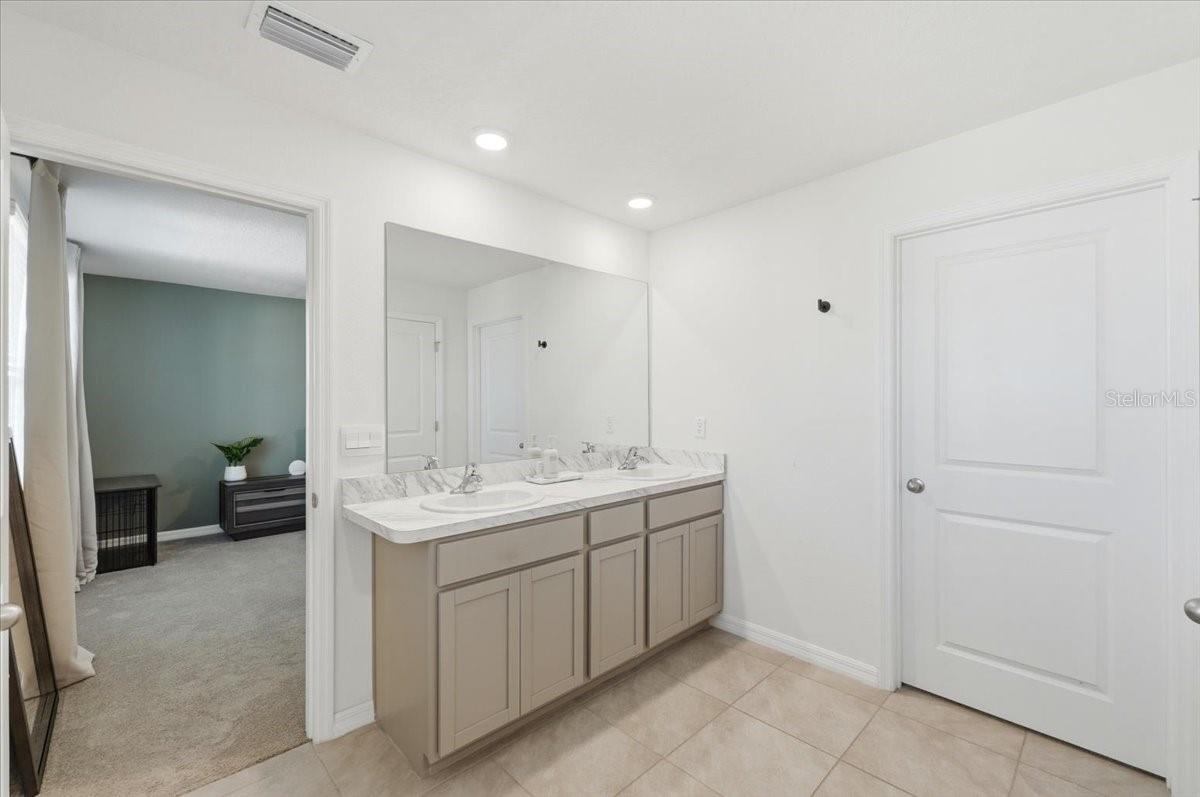 1211 TAHITIAN SUNRISE DR — photo 24