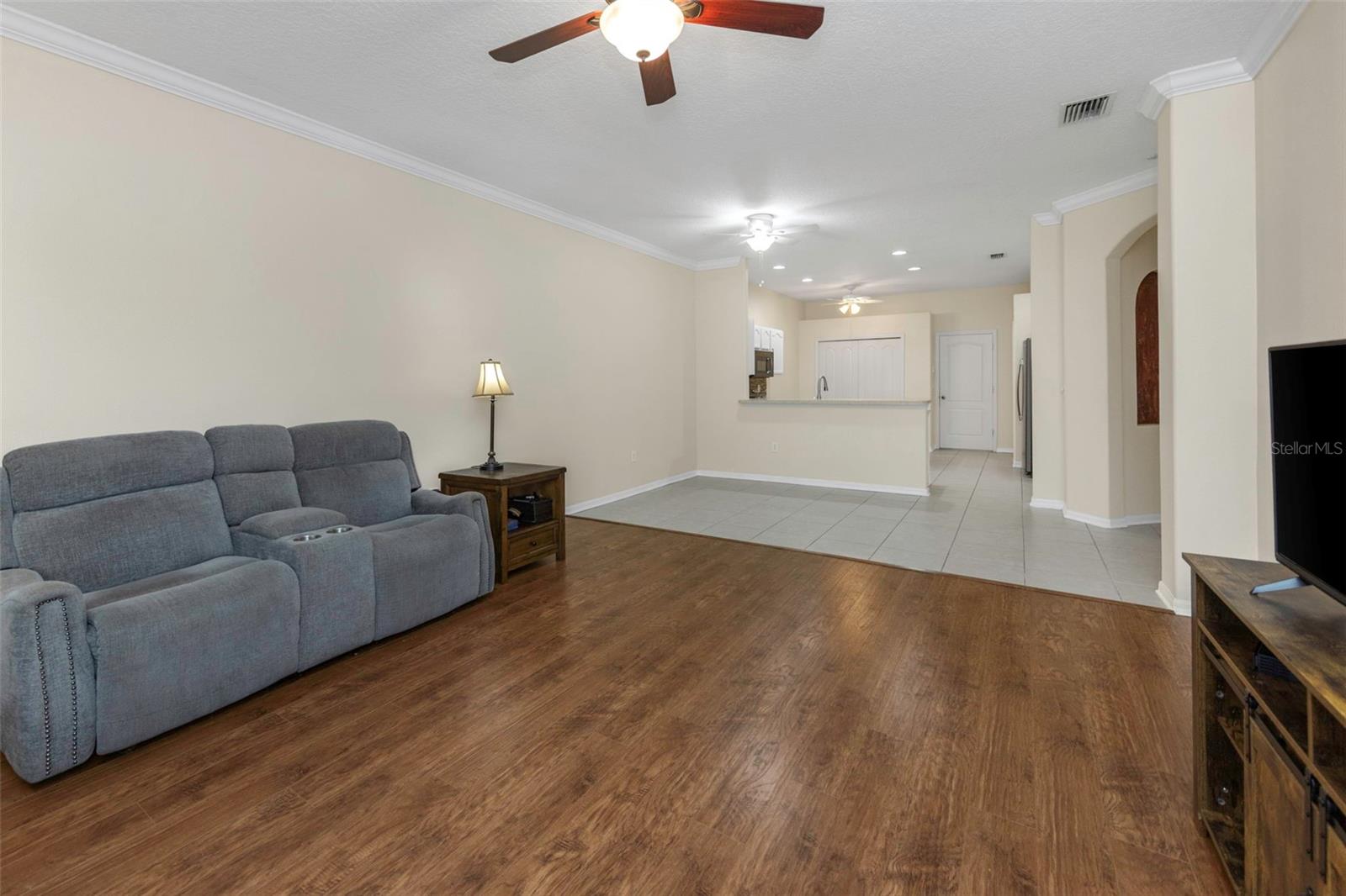 19238 WEYMOUTH DR — photo 36