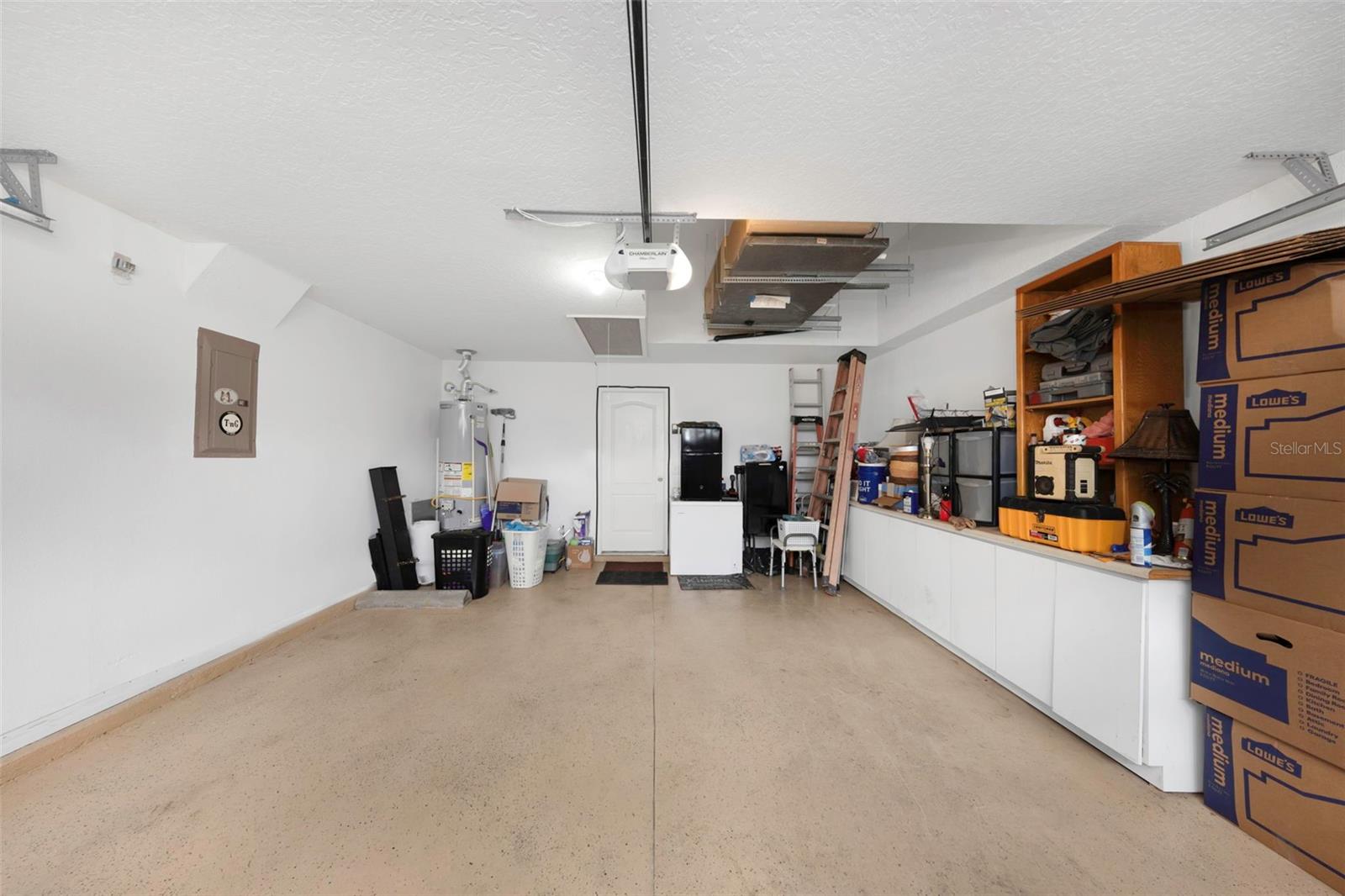 19238 WEYMOUTH DR — photo 38