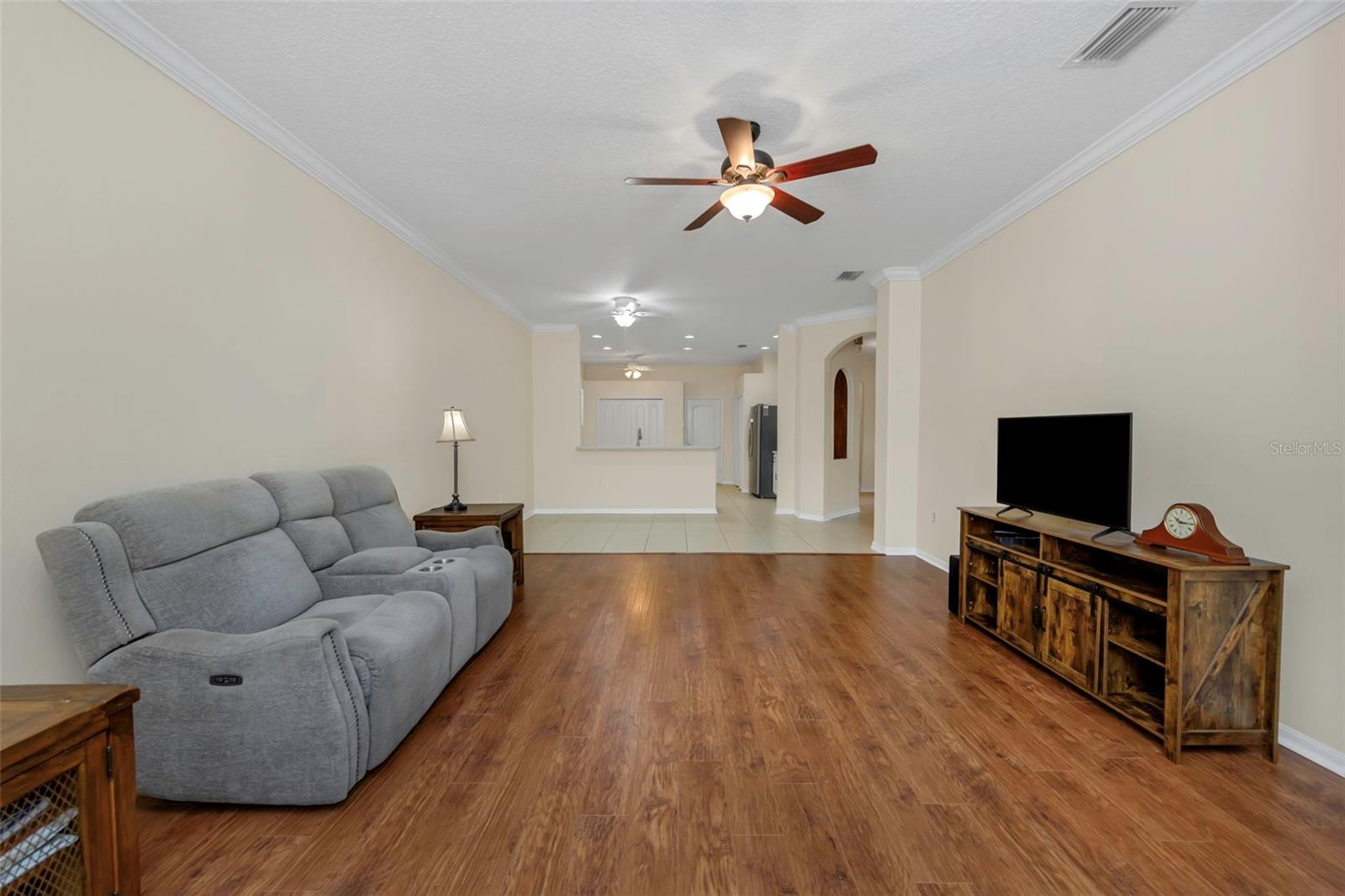 19238 WEYMOUTH DR — photo 35