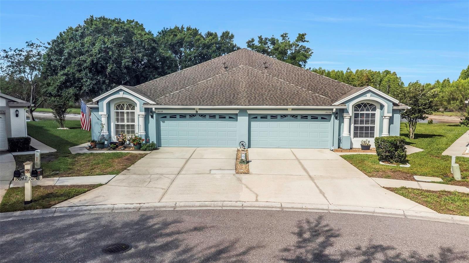 19238 WEYMOUTH DR — photo 2