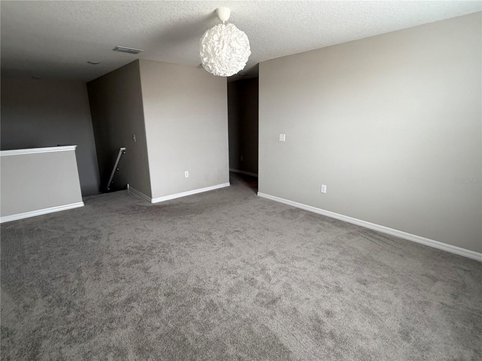 15434 MILLER CREEK DR — photo 11